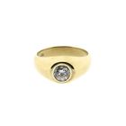 Afbeelding 3 van Gouden gebolde ring met zirconia