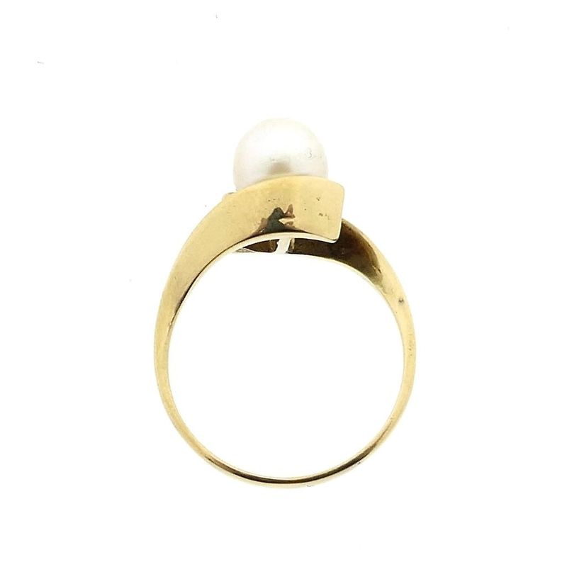Image 5 of Gold ring with pearl