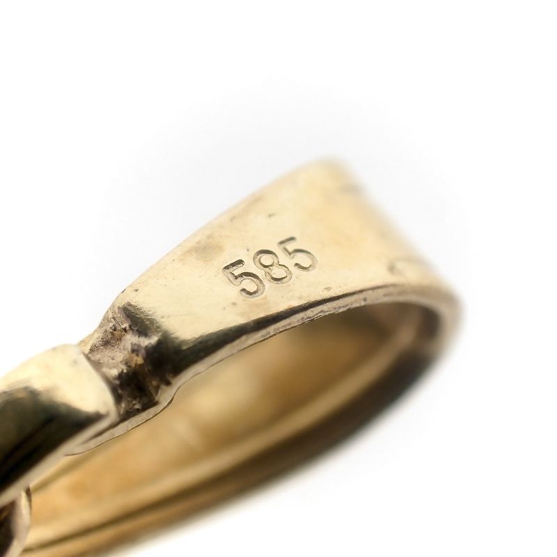 Image 9 of Gold pendant with diamond | 0.15 ct.