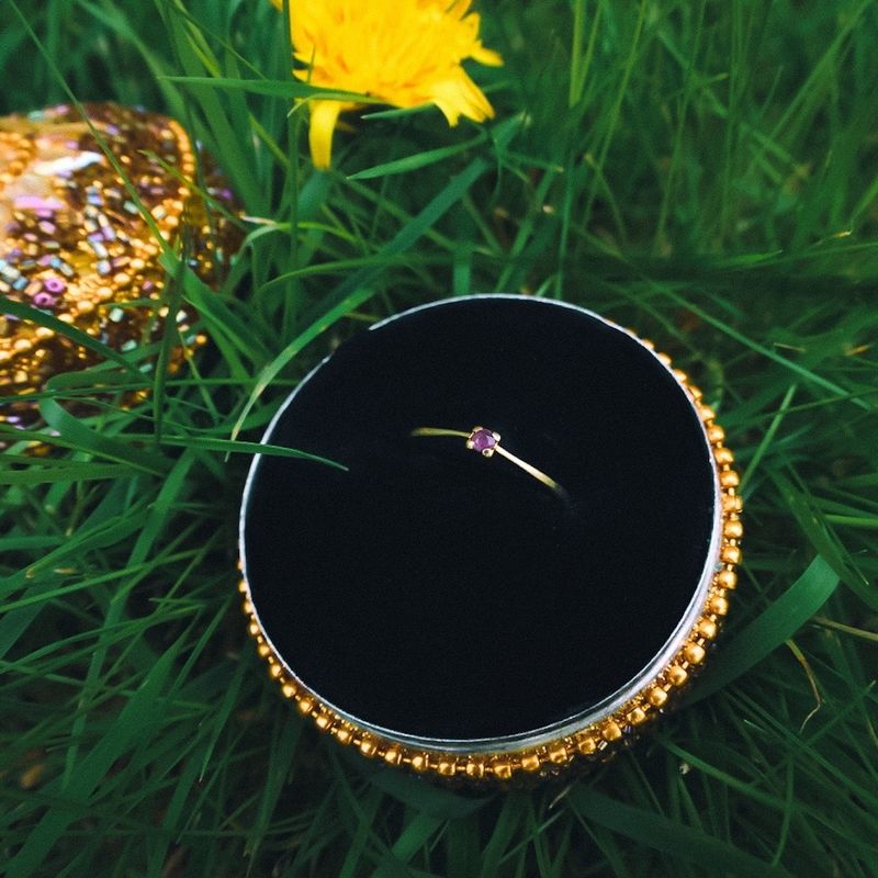 Image 2 of Gold ring with ruby