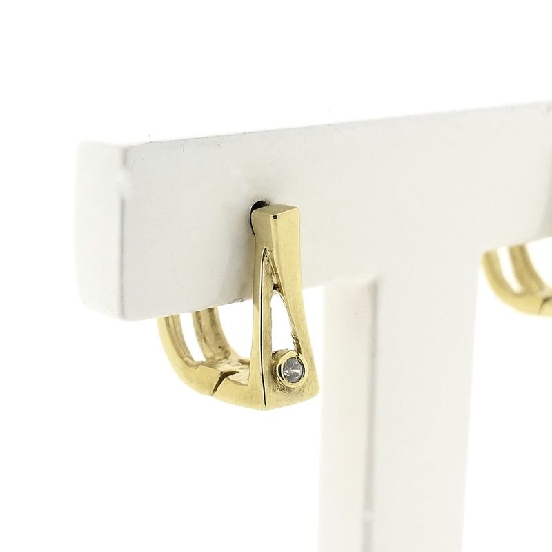 Image 3 of Gold stud earrings with zirconia