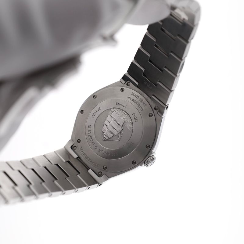 Image 14 of Vacheron Constantin Overseas 42mm 47040/B01A-9093; Automatic Men's Watch