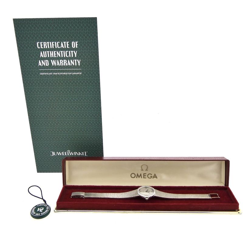 Image 4 of Omega De Ville 'Cocktail Watch'; 18k white gold women's watch with diamonds