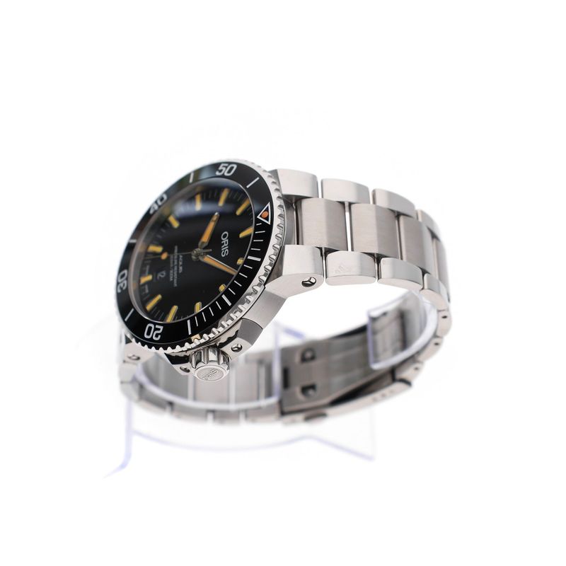 Image 6 of Oris Aquis Date 43.5mm Automatic Men's Watch