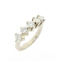 18-karat white gold ring with diamonds | 1.00 ct.