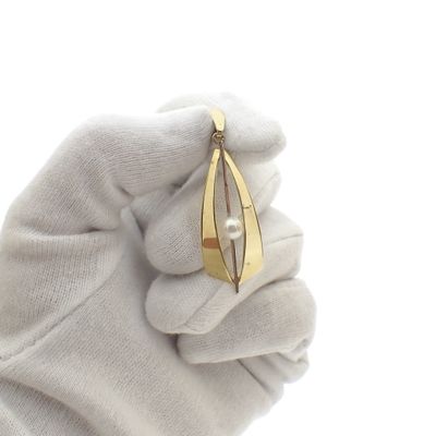 Image 2 of Two-tone gold pendant with pearl