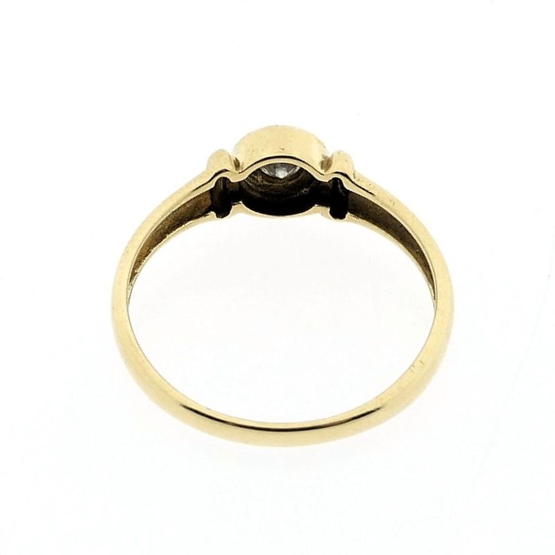 Image 5 of Gold ring with diamonds; 0.11 ct.