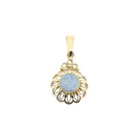 Gold pendant with precious opal