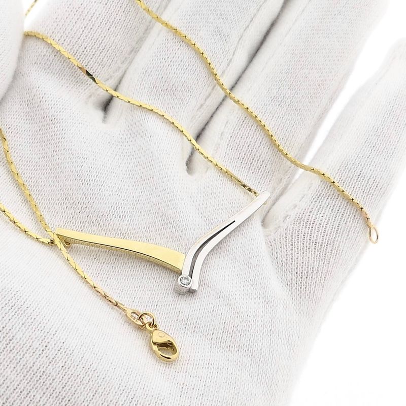 Image 10 of Bicolor Gold Cobra Link Necklace with Pendant & Zirconia; 14 Karat; 42.5 cm