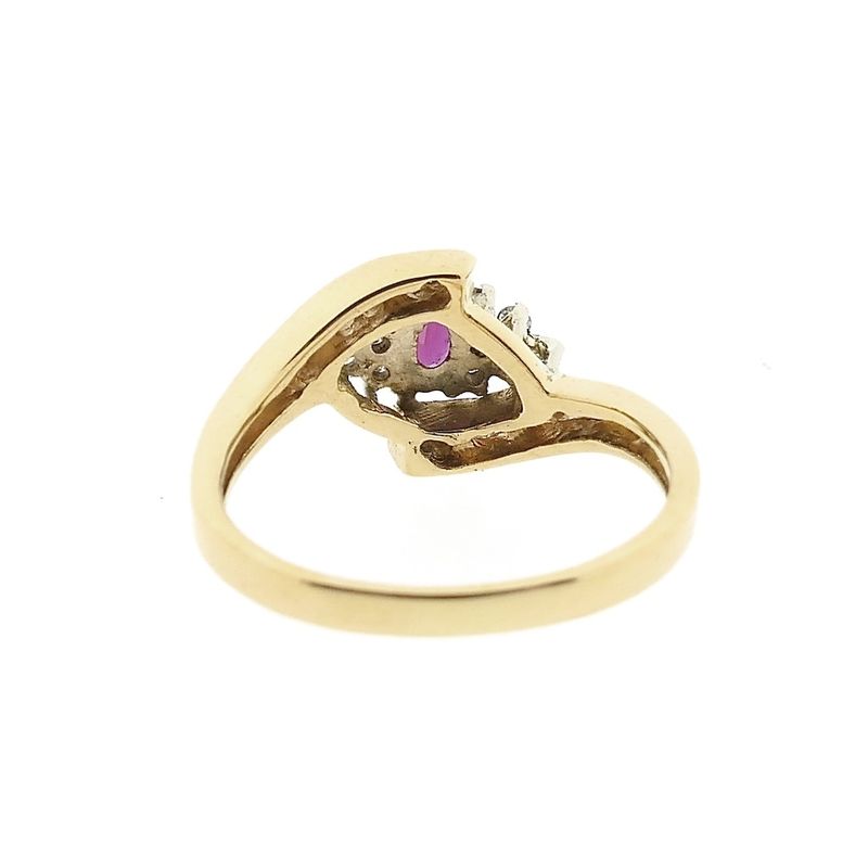 Image 4 of Gold ring with ruby ​​and diamond | 0.22 ct.
