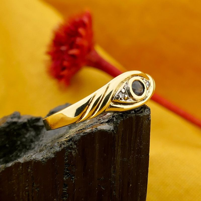 Image 2 of Gold ring with sapphire and diamond; 0.01 ct.