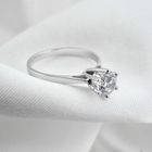 Image 2 of White gold ring with zirconia stone