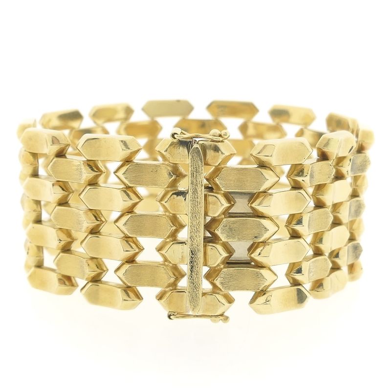Image 6 of Gold wide Bismarck link bracelet