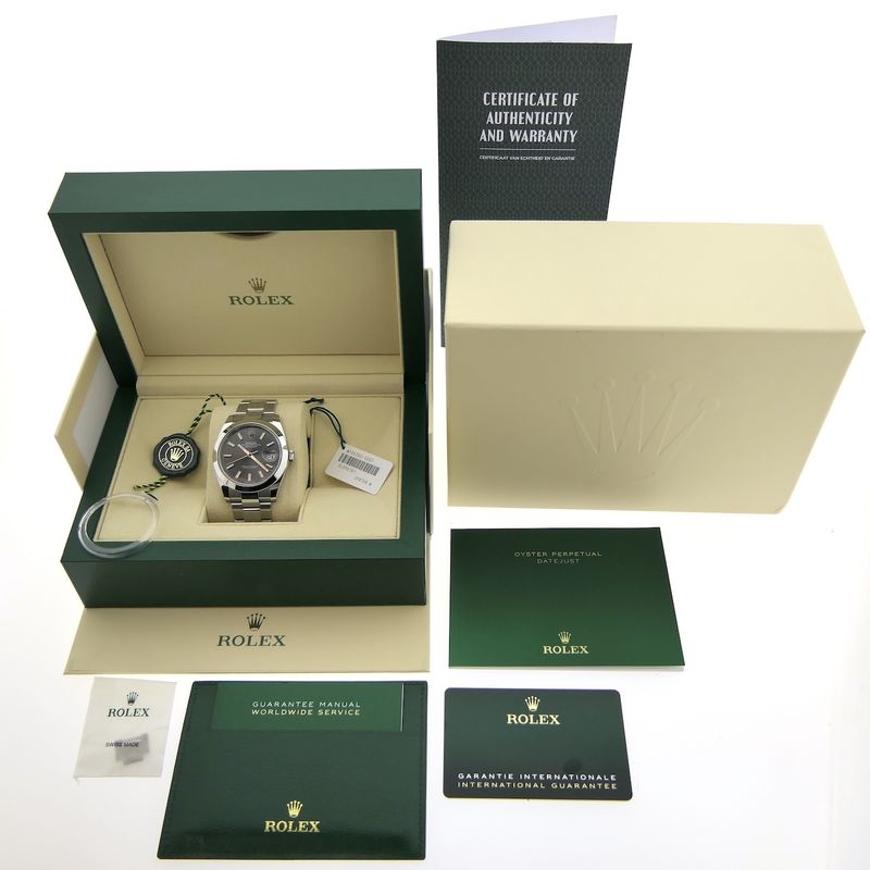 Image 4 of Rolex Datejust 41mm 'Rhodium' 126300; Automatic men's watch