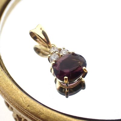 Image 2 of Gold pendant with zirconia and tourmaline