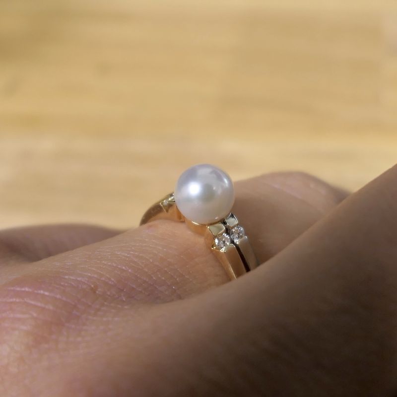 Image 11 of Two-tone gold ring with pearl and diamonds; 0.06 ct.