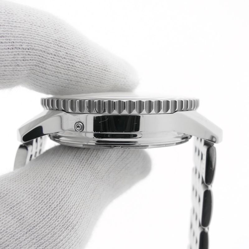 Image 8 of Breitling Navitimer Montbrillant Datora; Chronograph men's watch