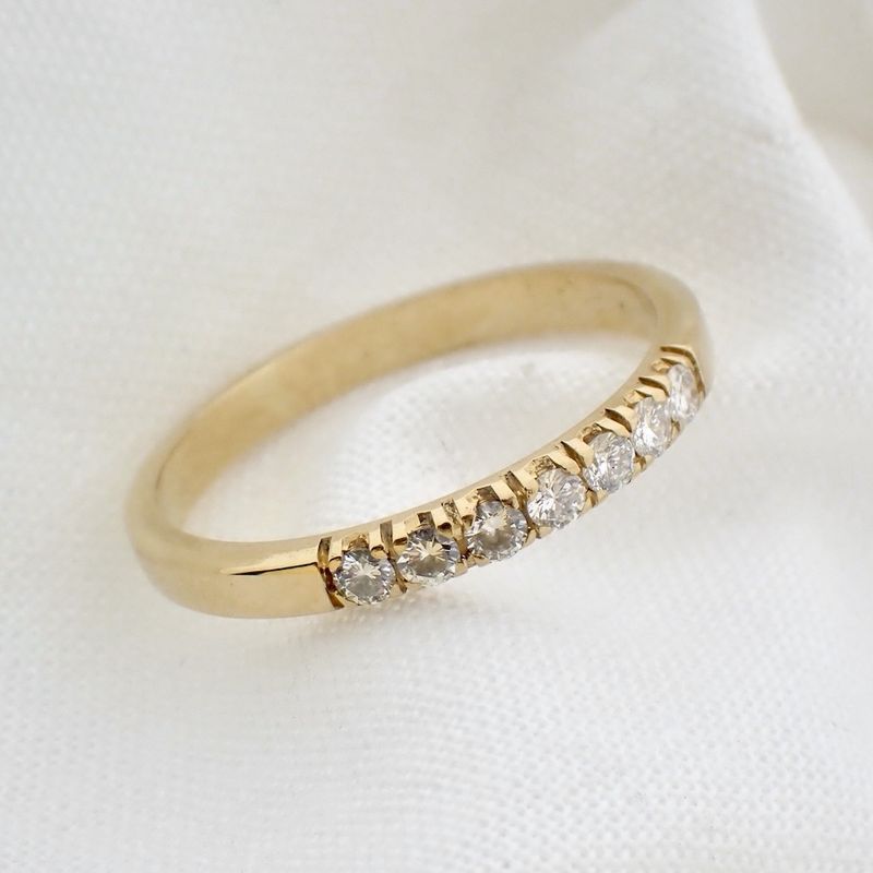 Image 4 of 18-karat gold ring with diamonds | 0.21 ct.