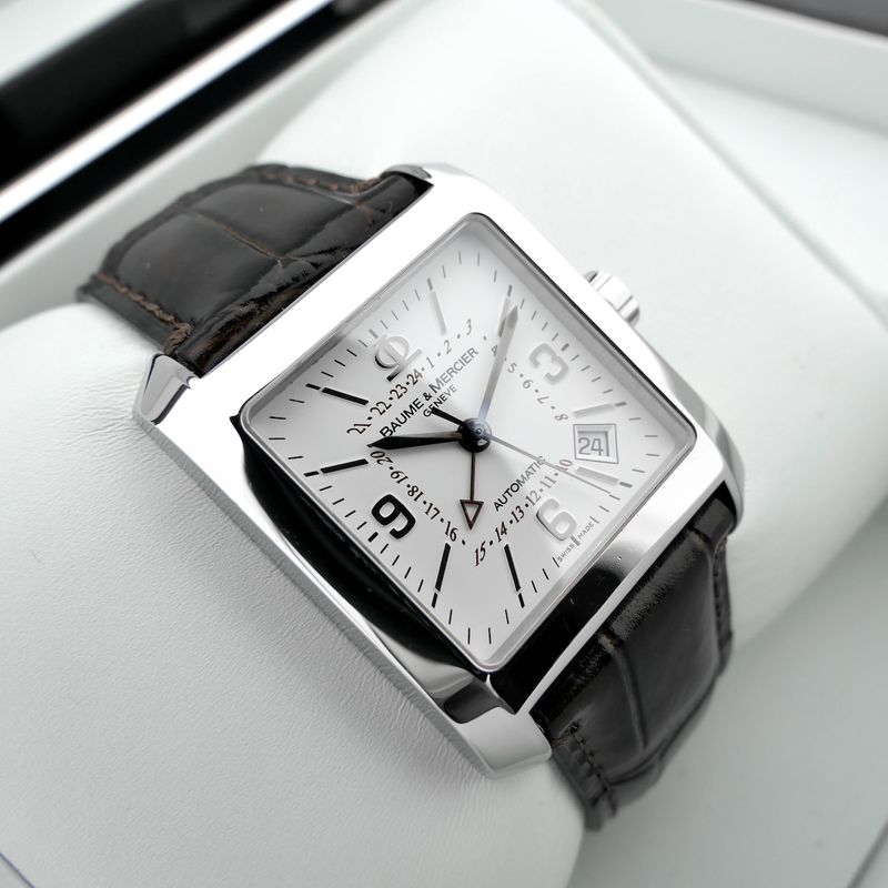 Image 12 of Baume & Mercier 'Hampton Square Dual Time' 65561; Automatic men's watch with GMT