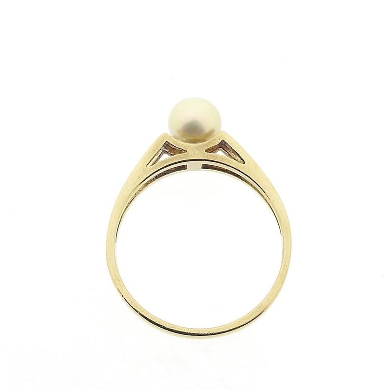 Image 3 of 8 carat ring with pearl