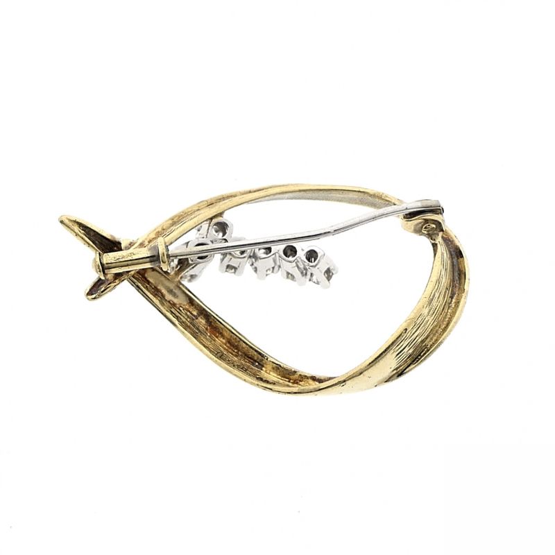 Image 3 of Gold brooch with diamonds; 0.26 ct.
