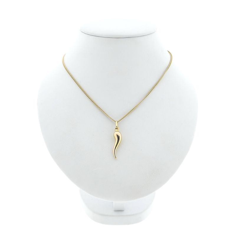 Image 6 of Gold pendant of an Italian pepper