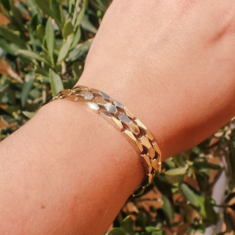 Image 10 of 8 carat Bismarck link bracelet