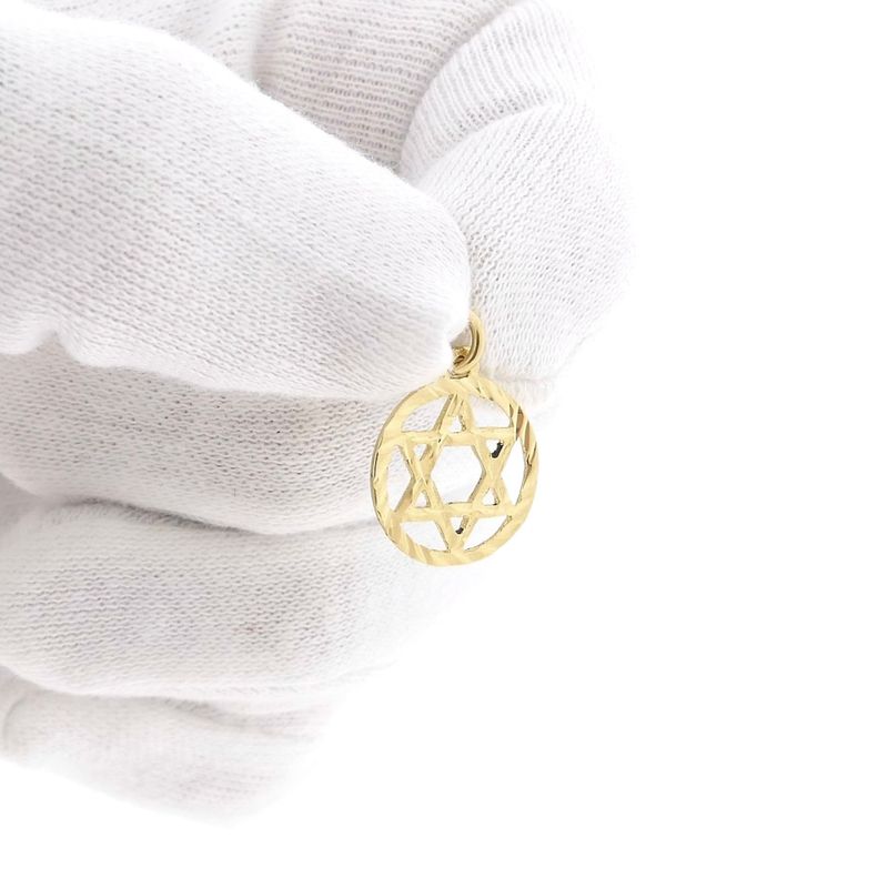 Image 10 of Gold pendant of a Star of David