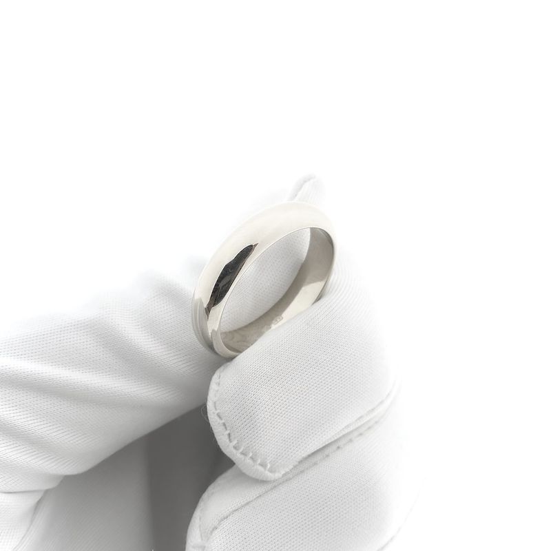 Image 6 of White gold (wedding) ring