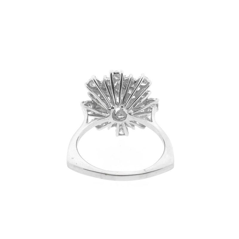 Image 5 of Exclusive white gold cocktail ring with 1.66 ct diamond.