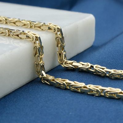 Image 2 of Gold square king's link bracelet | 21.5 cm