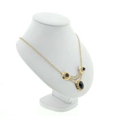 Gold jasseron link necklace with garnet Image 2 of Gold jasseron link necklace with garnet