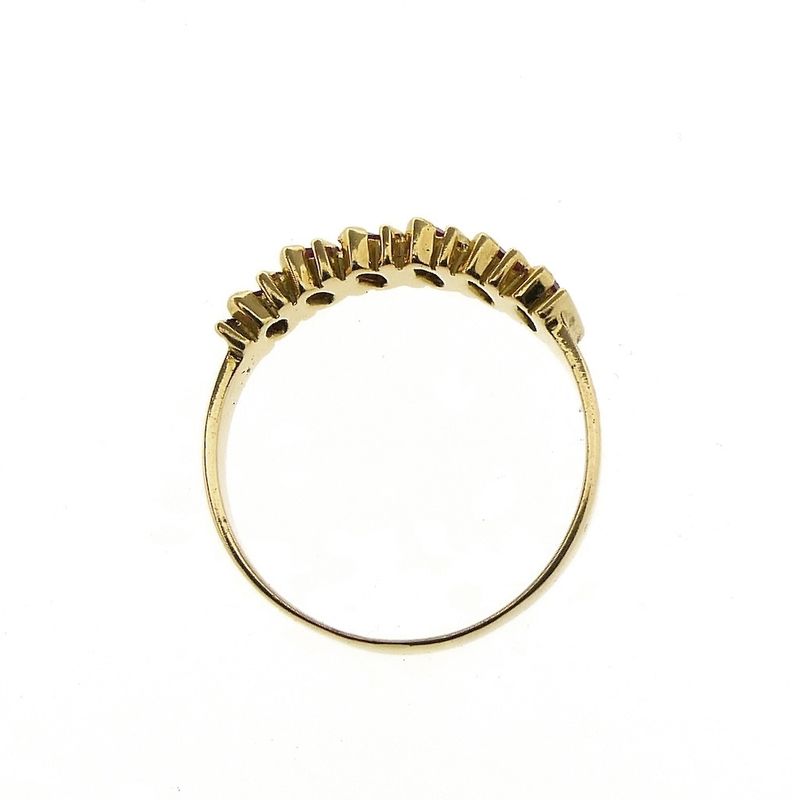 Image 5 of 18 carat gold ring with spinel