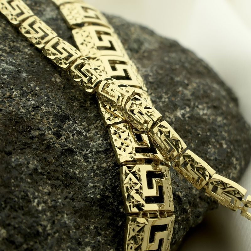 Image 2 of 18K Gold Meander Necklace | 47 cm