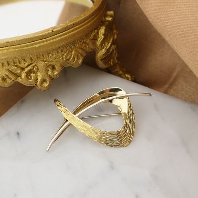 Image 2 of Two-tone gold brooch | Vintage
