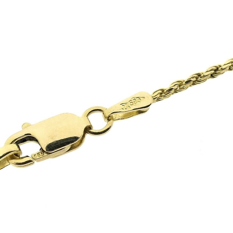 Image 5 of Gold twisted link chain | 45.5 cm