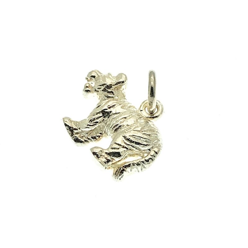 Image 4 of Silver pendant of a tiger