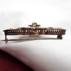 Image 5 of Antique gold Victorian brooch with pearls