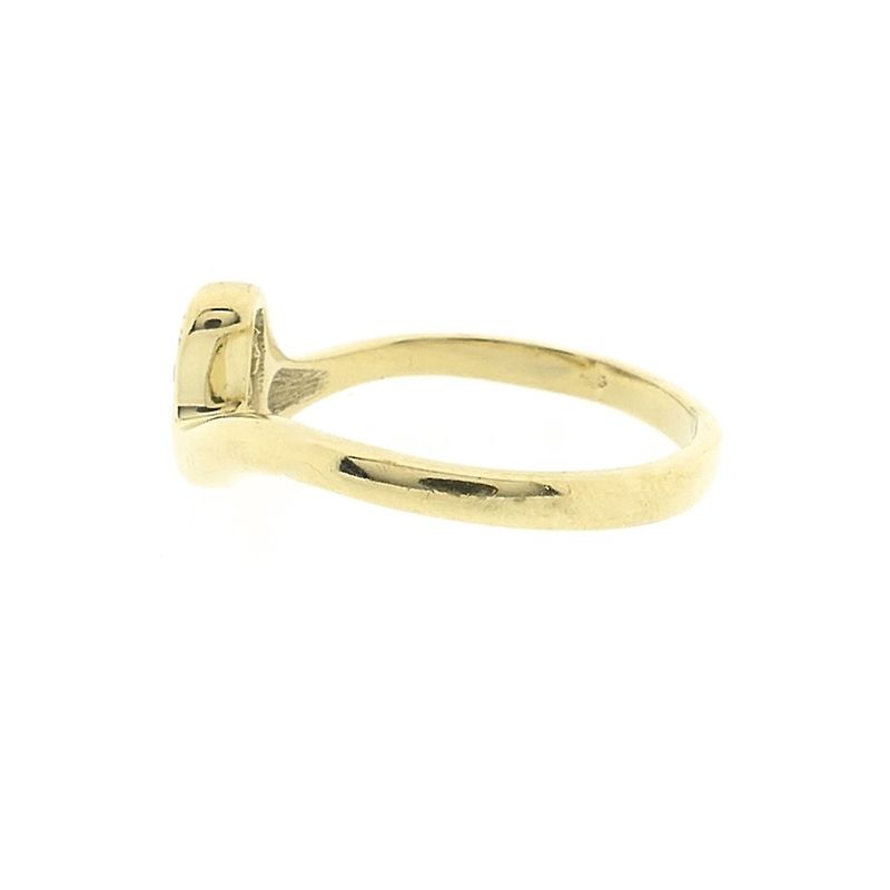 Image 7 of Gold ring with zirconia