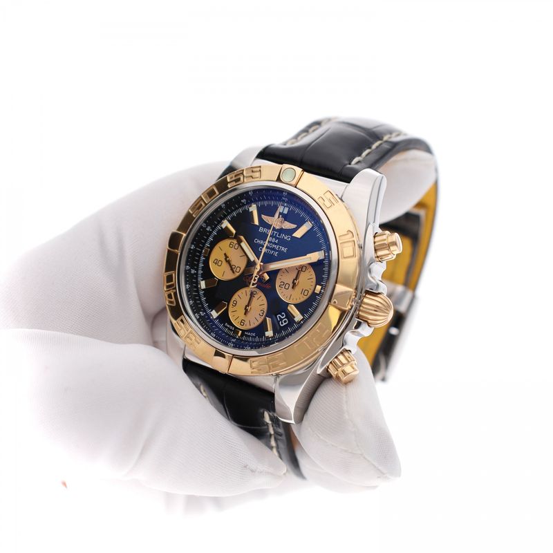 Image 5 of Breitling Chronomat B01 44mm Rose Gold/Steel