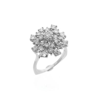 Image 1 of Exclusive white gold cocktail ring with 1.66 ct diamond.