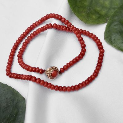 Image 2 of Blood coral bead necklace with gold clasp; Antique | 43.5 cm