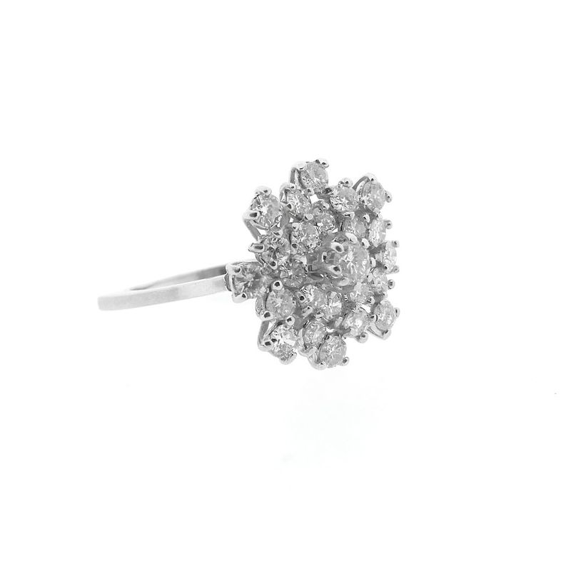 Image 3 of Exclusive white gold cocktail ring with 1.66 ct diamond.