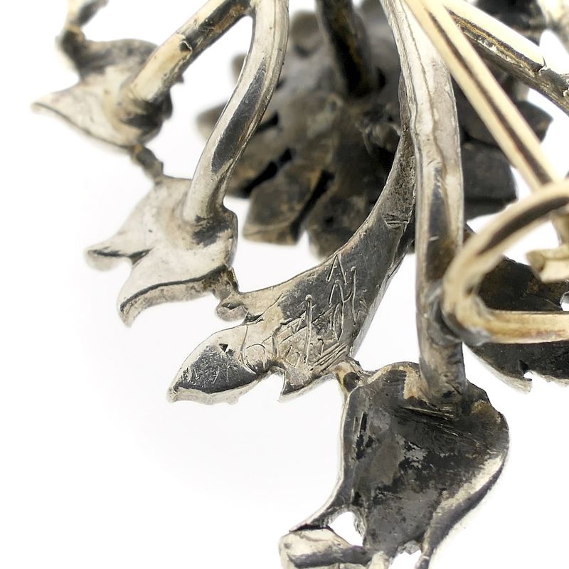 Image 6 of Silver Art Nouveau brooch set with rose-cut diamonds