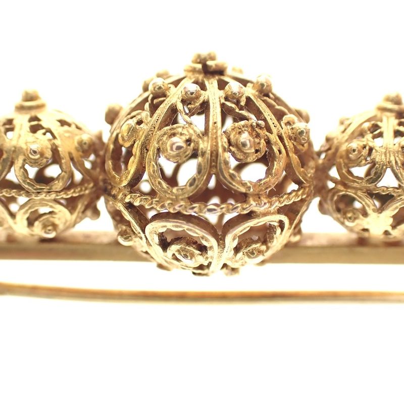 Image 5 of Antique gold brooch; Filigree technique