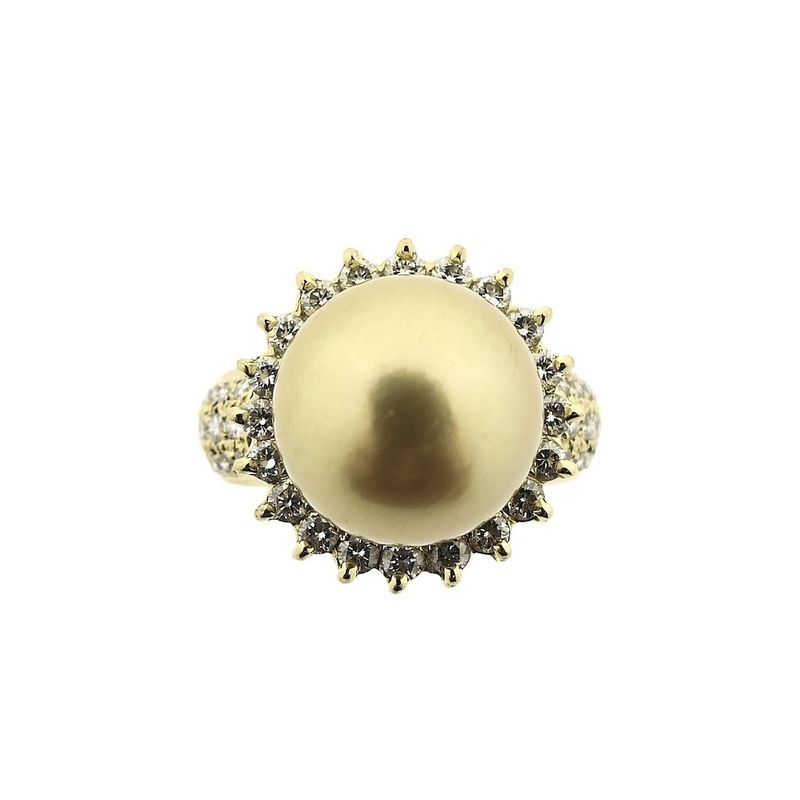 Image 3 of 18-karat gold cocktail ring with sea pearl and 1.10 ct diamond.