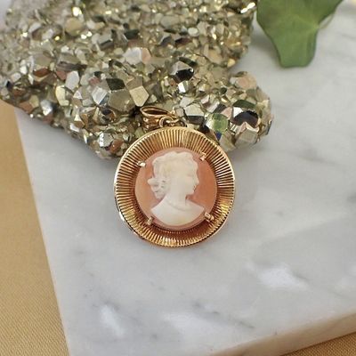 Vintage gold pendant with cameo Image 2 of Vintage gold pendant with cameo
