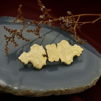 Image 1 of Antique gold brooch as Bible lock