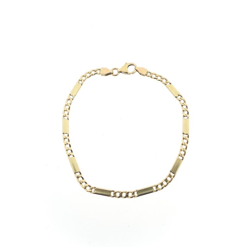 Image 3 of Gold closed Figaro link bracelet | 20 cm