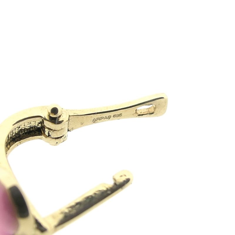 Image 8 of Gold heart-shaped stud earrings with pink enamel | Arpas